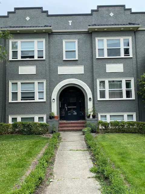 1045 West 11th Avenue