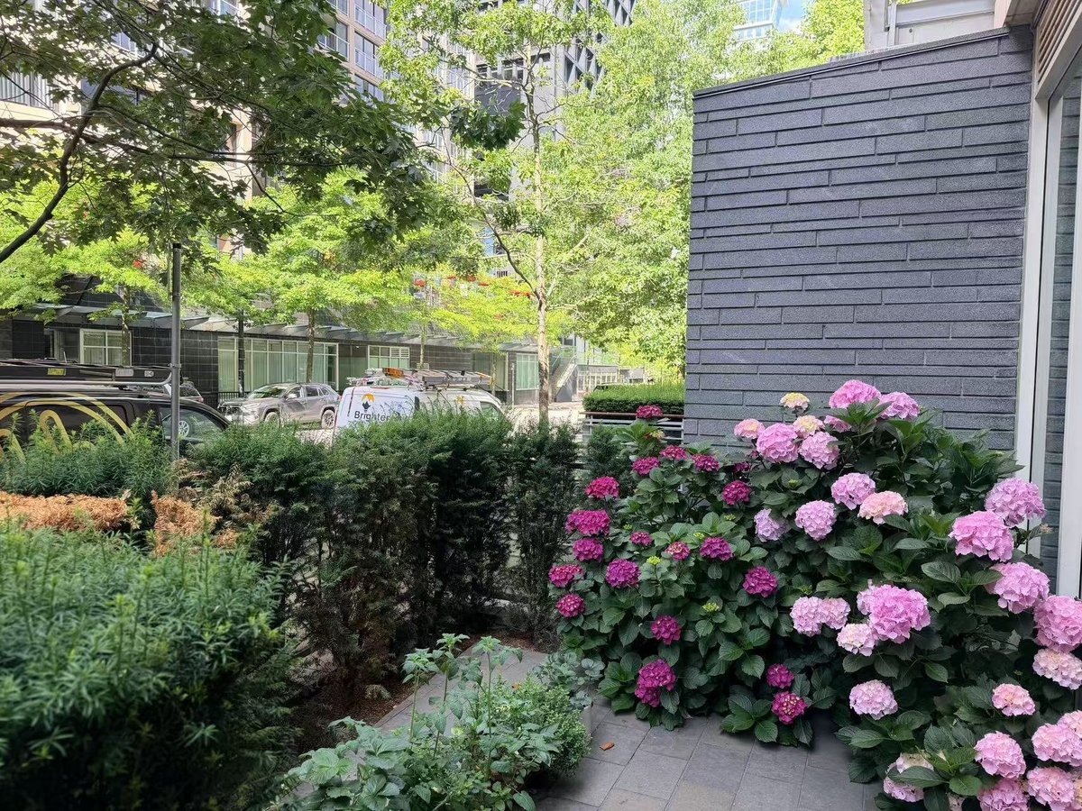 1151 West Cordova Street