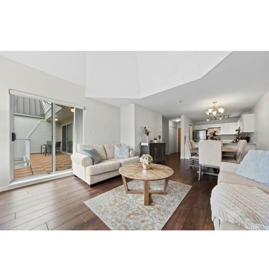 1220 Lasalle Place