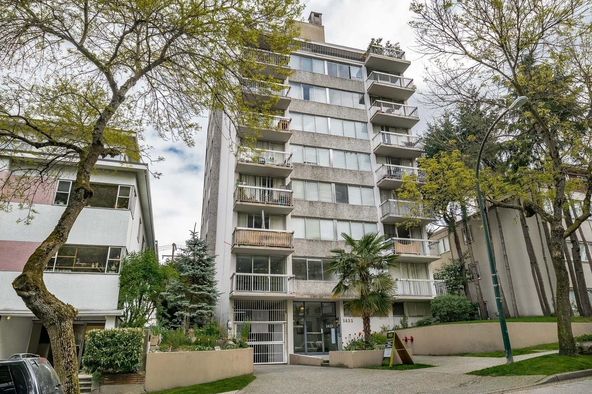 1433 Burnaby