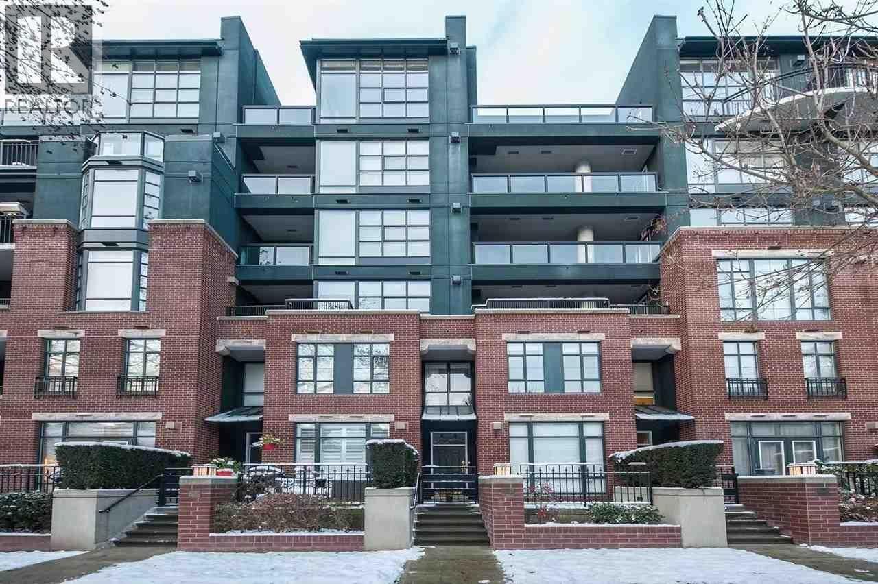 22 W 12TH AVENUE