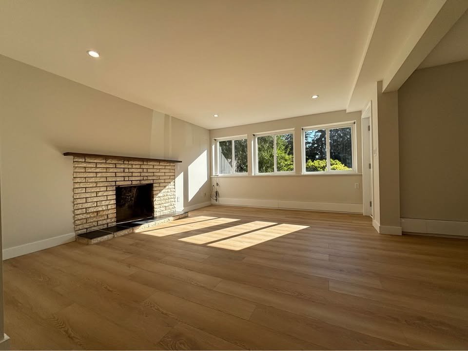 2422 Hyannis Drive