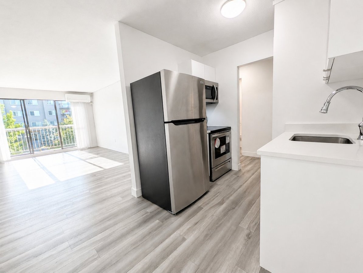 315 1st Street East