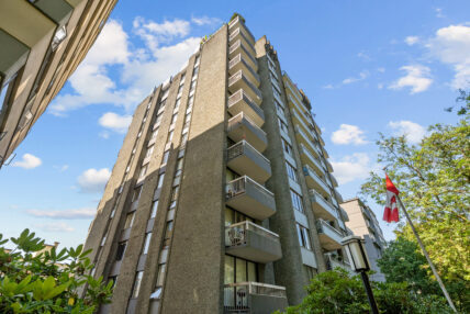 Crystal Court