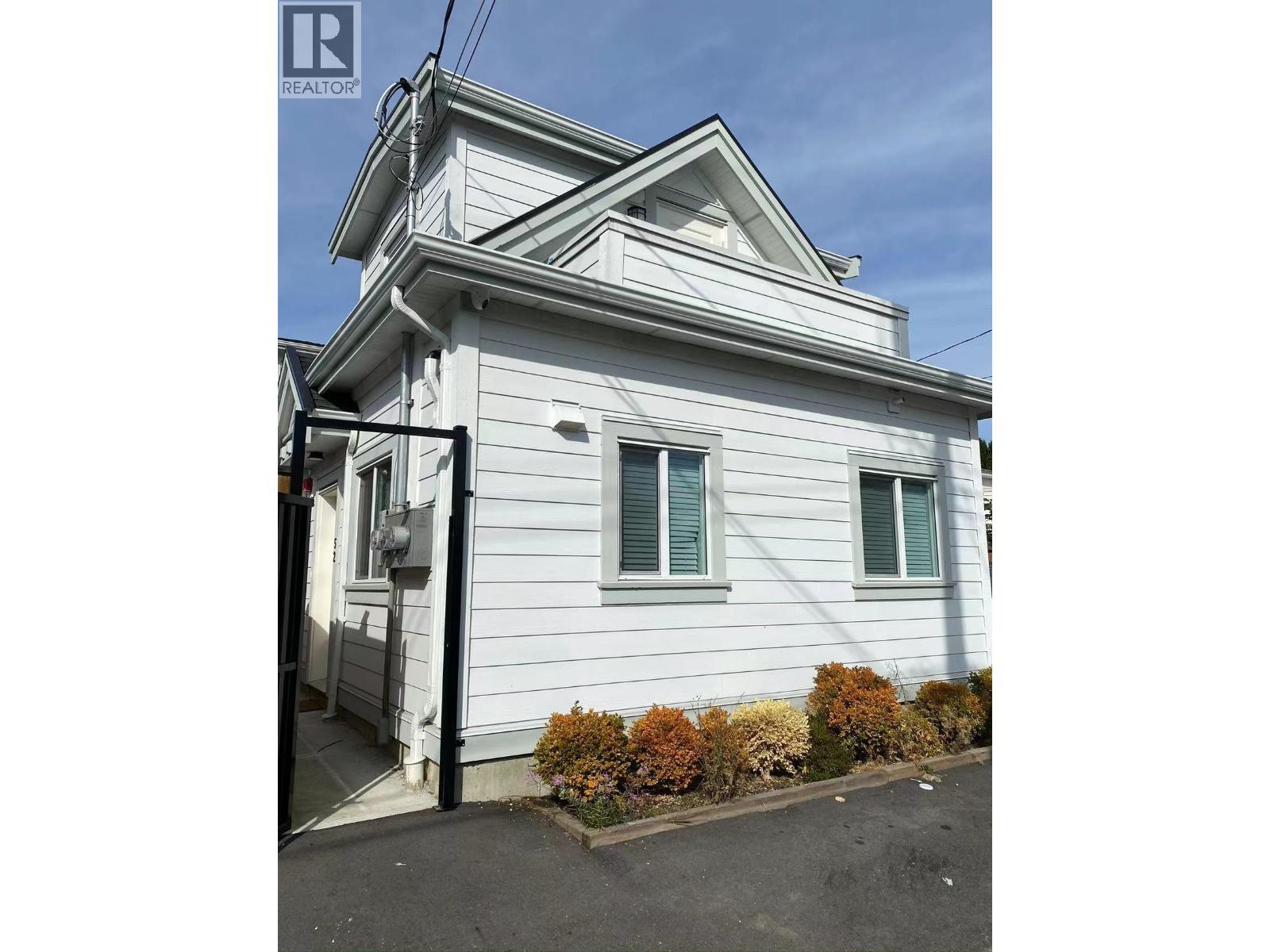 Laneway House 56 E 51ST AVENUE