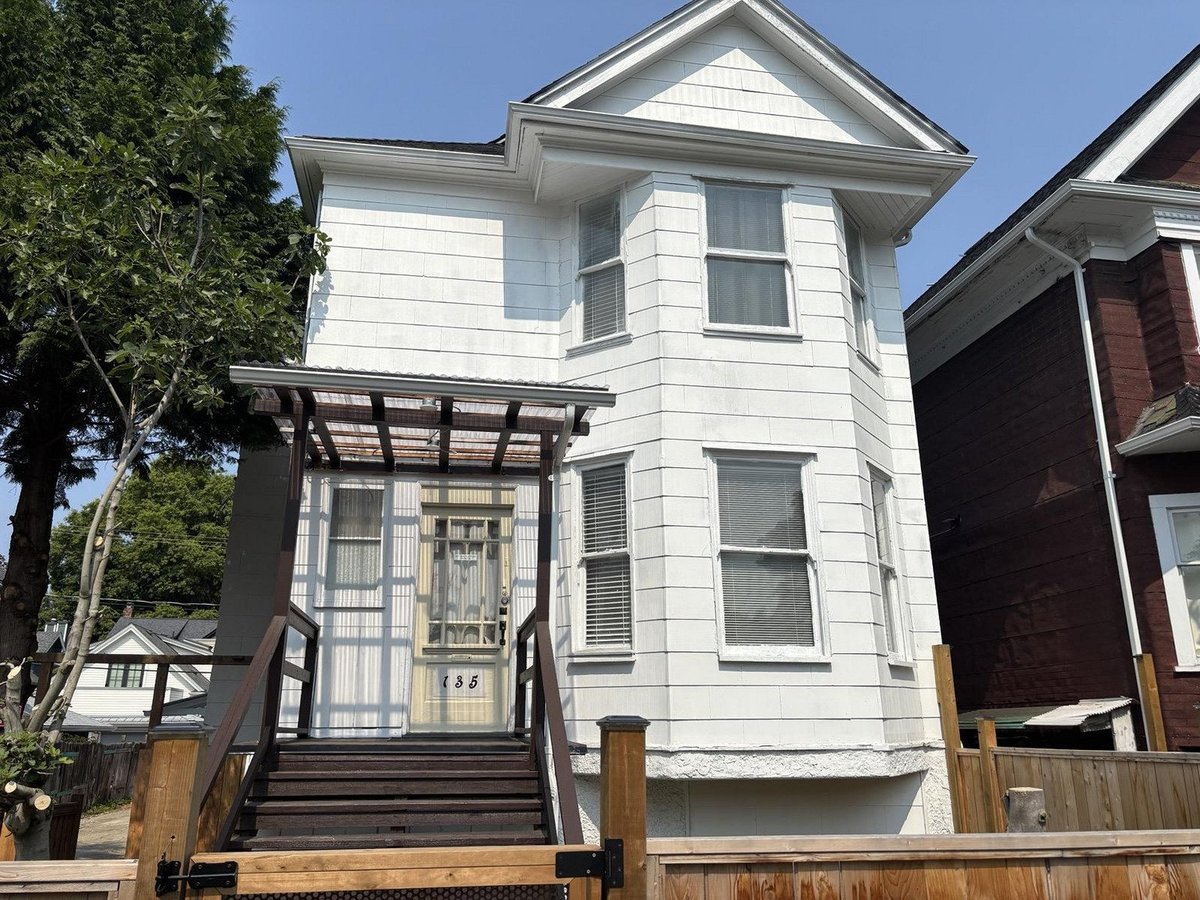 Spacious & Updated 4BR House
